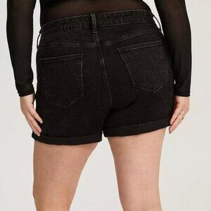 Torrid 5" Perfect High Waisted Vintage Denim Black Jean Short Sz 10